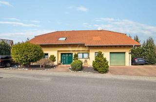 Einfamilienhaus kaufen in 66851 Queidersbach, Exklusives Wohnerlebnis: Stilvolles Einfamilienhaus mit Wellness-Oase in ruhiger Lage