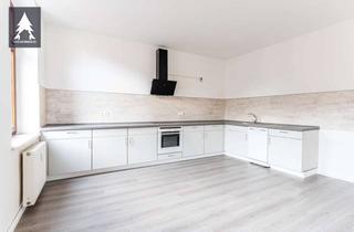 Wohnung mieten in Bahnhofstraße 30, 39439 Güsten, Renovierte 2-Zimmer Wohnung mit Einbauküche