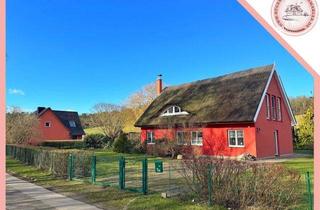 Einfamilienhaus kaufen in 18569 Neuenkirchen, Charmantes Reetdachhaus in naturnaher Lage nahe dem Großen Jasmunder Bodden
