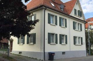 Wohnung mieten in 88361 Altshausen, Helle Altbauwohnung mit Wohnküche und vier Zimmern im Zentrum von Altshausen