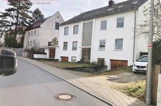 Mehrfamilienhaus kaufen in 92318 Neumarkt, Renovierungsbedürftiges MFH sehr Zentral gelegen, ruhige Lage mit Baugrundstück