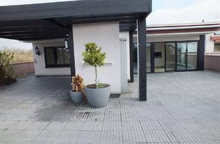 Penthouse kaufen in 64569 Nauheim, Nauheim - Penthouse mitten in Nauheim mit ca. 135m² Wohnfläche und 185m² Terrasse inkl. Garage