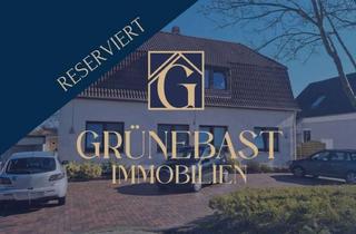 Wohnung kaufen in 26452 Sande, RESERVIERT: Renditestark & gepflegt – Vermietete Eigentumswohnung mit Gartenanteil