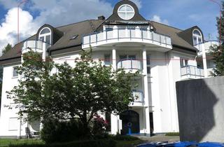 Wohnung kaufen in Bismarckstraße 10C, 57319 Bad Berleburg, Attraktive und großzügige Eigentumswohnung mit 3 Balkonen in sehr guter Lage von Bad Berleburg