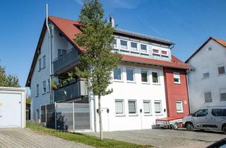 Wohnung kaufen in 73110 Hattenhofen, Neuwertige ETW mit Balkon in zentraler Lage
