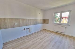 Wohnung mieten in Friedrich-Ludwig-Jahn-Straße, 09557 Flöha, ALTBAUWOHNUNG mit großer Küche