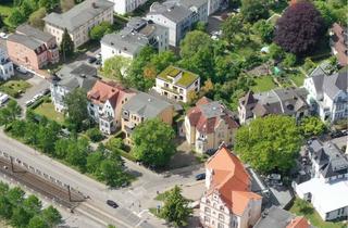 Grundstück zu kaufen in 18055 Rostock, Exklusive Bauchance: 2 Wohneinheiten im Bahnhofsviertel auf ca. 385 m² Grundstück