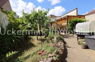 Anlageobjekt in Templiner Straße, 17279 Lychen, Familienglück in Lychen - EFH mit Einliegerwohnung und Seeblick