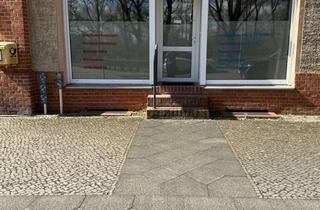 Gewerbeimmobilie mieten in 16761 Hennigsdorf, Modernisierte Gewerbeeinheit mit großen Schaufenstern in guter Lage. Voll möbliert!
