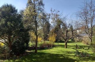 Wohnung kaufen in Friedrichrodaer Straße 20, 12249 Lankwitz, Bezugsfreie Wohnung, ruhige Seitenstraße, mit Einbauküche und Balkon mit herrlichem Blick ins Grüne