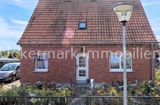 Haus kaufen in Alter Landweg 39, 17258 Feldberger Seenlandschaft, Kleines Haus, kleines Grundstück, großes Glück im Feldberger Seenland