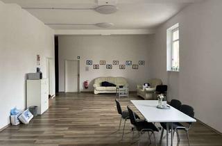 Gewerbeimmobilie mieten in 66869 Kusel, Flexible Gewerbefläche mit Laderampe in zentraler Lage