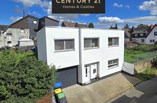 Einfamilienhaus kaufen in Kantstraße 17, 66299 Friedrichsthal, Komplett neu renoviertes freistehendes Einfamilienhaus mit kl. Garten und Garage in Friedrichsthal