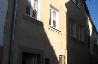 Einfamilienhaus kaufen in 97855 Triefenstein, Triefenstein - Haus in Lengfurt mit Nähe zum Main (keine Hochwassergefahr)