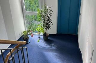 Wohnung kaufen in Nähe Schwabinger Krankenhaus, 80804 Schwabing-West, ILIEV IMMOBILIEN: Renovierungsbedürftige 3-Zimmerwohnung mit Westbalkon in SCHWABING / Wartburgplatz
