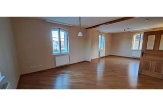 Wohnung mieten in Veit-Dennert.straße 10, 96132 Schlüsselfeld, Stilvolle 3-Zimmer-Wohnung mit gehobener Innenausstattung in Schlüsselfeld