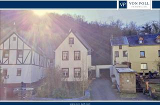 Einfamilienhaus kaufen in Hauptstraße 64, 56332 Oberfell, Charmantes Einfamilienhaus mit viel Raum und Potenzial zur freien Gestaltung