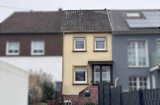 Haus kaufen in Haldenstraße 17, 66806 Ensdorf, Ensdorf: Schönes Reihenmittelhaus mit ca. 80m² Wfl., Stellplatz und kleinem Garten