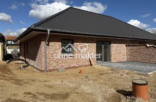Doppelhaushälfte kaufen in Dörpstroot 10b, 24861 Bergenhusen, Neubau Doppelhaushälfte im Storchendorf zu verkaufen!