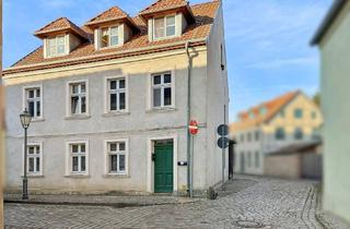 Mehrfamilienhaus kaufen in Edelstraße 10, 14547 Beelitz, Top-Lage in Beelitz: 4-Parteien-Mehrfamilienhaus mit Remise und zwei Garagen im Stadtzentrum