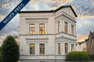 Villa kaufen in Palaisstraße 36, 32756 Detmold, Einzigartige Stadtvilla mit Loft-Charakter!