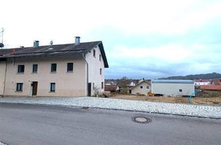 Haus kaufen in Deggendorfer Straße 20, 94526 Metten, Haus + separates Baugrundstück für Handwerker und Investoren mit Ideen!
