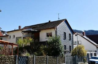 Haus kaufen in Am Wingertsberg, 64686 Lautertal, Solides Zweifamilienhaus in angenehmer Wohnlage, nur 5 km von Bensheim entfernt