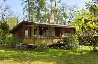 Haus kaufen in Selbitzer Straße 61, 14089 Berlin, Ökologisches Wohnen im Holzblockhaus Typ Schweizer Chalet auf 953 m² Grundstück am Grünzug