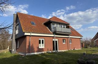Haus kaufen in Bahnhofstrasse 15, 23775 Großenbrode, Zweifamilienhaus