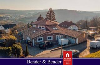 Einfamilienhaus kaufen in Basaltweg, 57580 Gebhardshain, Exklusives Wohnerlebnis: Traumhaftes Einfamilienhaus mit zwei Einliegerwohnungen, Weitblick & Baupotenzial!