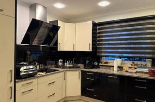 Haus kaufen in Hauskavelweg 25A, 13589 Berlin, Freistehendes attraktives EFH im Westen Berlins!