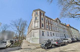 Wohnung kaufen in Büchnerweg 82, 12489 Berlin, Altbaucharme als Investment: Vermietete 2-Zimmer-Wohnung in Berlin-Adlershof