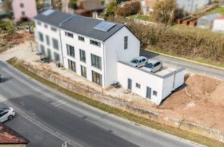 Doppelhaushälfte kaufen in An Den Weingärten, 90613 Großhabersdorf, Modernes Wohnen direkt am Naturbad – neuwertige Doppelhaushälfte mit Stil in Großhabersdorf