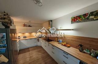 Wohnung kaufen in Lerchenbuck, 91785 Pleinfeld, Neuwertige EG Wohnung mit Garten und 2 Stellplätzen