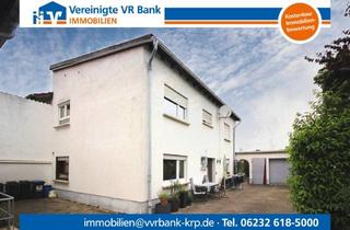 Einfamilienhaus kaufen in Friedhofstraße 28, 67166 Otterstadt, Wohnen in zweiter Reihe