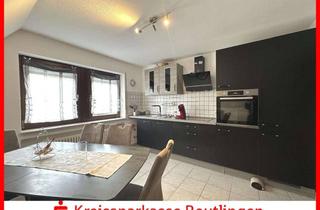 Wohnung kaufen in 72574 Bad Urach, Charmante Dachgeschosswohnung auf zwei Ebenen mit Stellplatz