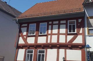 Haus kaufen in Untertorstraße 18, 35410 Hungen, Historisches Fachwerkhaus in Hungen 4 Zimmer, grundsaniert
