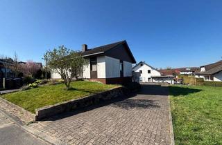 Haus kaufen in 63863 Eschau, Bungalow mit großer Dachterrasse und riesiger Nutzfläche!