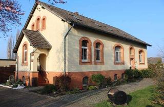 Anlageobjekt in 31275 Lehrte, ZWEI MEHRFAMILIENHÄUSER MIT GROßEM GRUNDSTÜCK UND PV