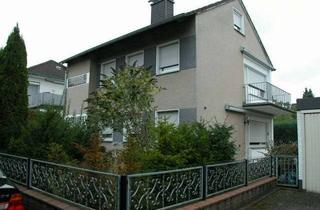 Wohnung kaufen in 42799 Leichlingen, Gartenwohnung im Zentrum von Leichlingen mit Einzelgarage.