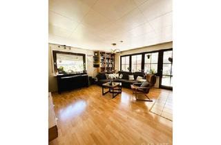 Mehrfamilienhaus kaufen in 71696 Möglingen, Solides Dreifamilienhaus bietet unendlich viele Möglichkeiten !