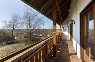 Wohnung kaufen in 85395 Wolfersdorf, Wohnen mit Weitblick – Großzügige 4-Zimmer-Wohnung im Grünen mit eigenem Garten