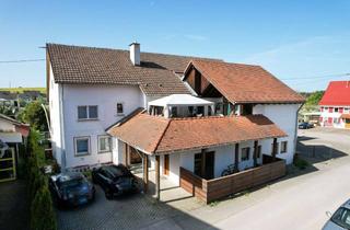 Haus kaufen in 88637 Buchheim, Renditestarkes Immobilieninvestment - 4 Wohnungen und reichlich Ausbaureserven