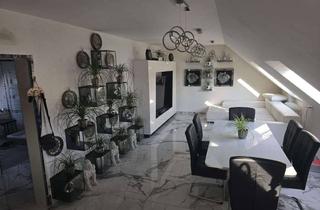 Wohnung kaufen in 89233 Neu-Ulm, Dachgeschosswohnung mit Charme inkl. Stellplatz