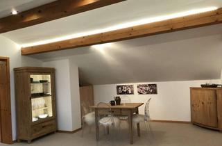 Wohnung mieten in Am Kirchberg Nord, 83677 Reichersbeuern, Im Landhausstil möblierte Dachgeschosswohnung mit Balkon