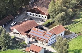 Bauernhaus kaufen in Weinhackl, 84435 Lengdorf, Bauernhaus mit Pferdeboxen, Reithalle, Reitplatz und Gebäuden zwischen München und Erding