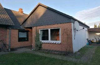 Doppelhaushälfte kaufen in 26209 Hatten, Hatten - 4,6% Rendite für Handwerker Bungalow Doppelhaushälfte in Sandkrug