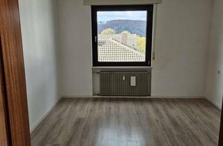 Wohnung mieten in 37619 Bodenwerder, 3 ZKB mit Balkon in Bodenwerder