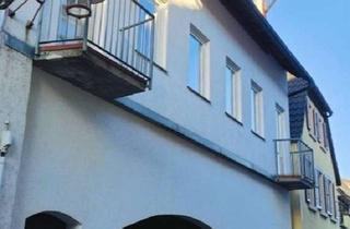 Haus kaufen in 67157 Wachenheim, Vielseitiges Stadthaus in Wachenheim- perfekt für verschiedenste Wohnraumkonzepte!
