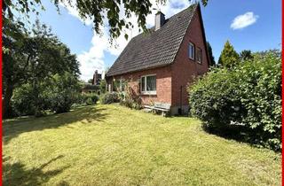 Einfamilienhaus kaufen in 24972 Steinberg, Nahe der Flensburger Förde - sanierungsbedürftiges Einfamilienhaus mit großem Garten & 2 Garagen
